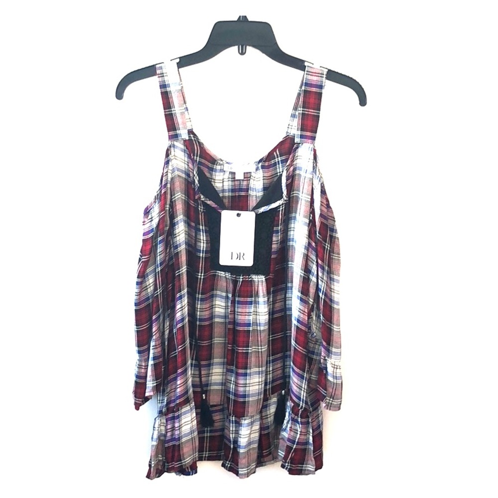 DR2 Cold Shoulder Plaid Top